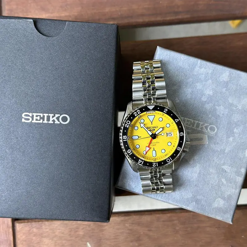 Seiko Men's Sports GMT Vibrant Special Edition Watch | SSK017J1